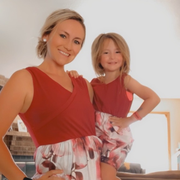 Meet your Posher, Sadie 🤩 - Picture 3 of 5